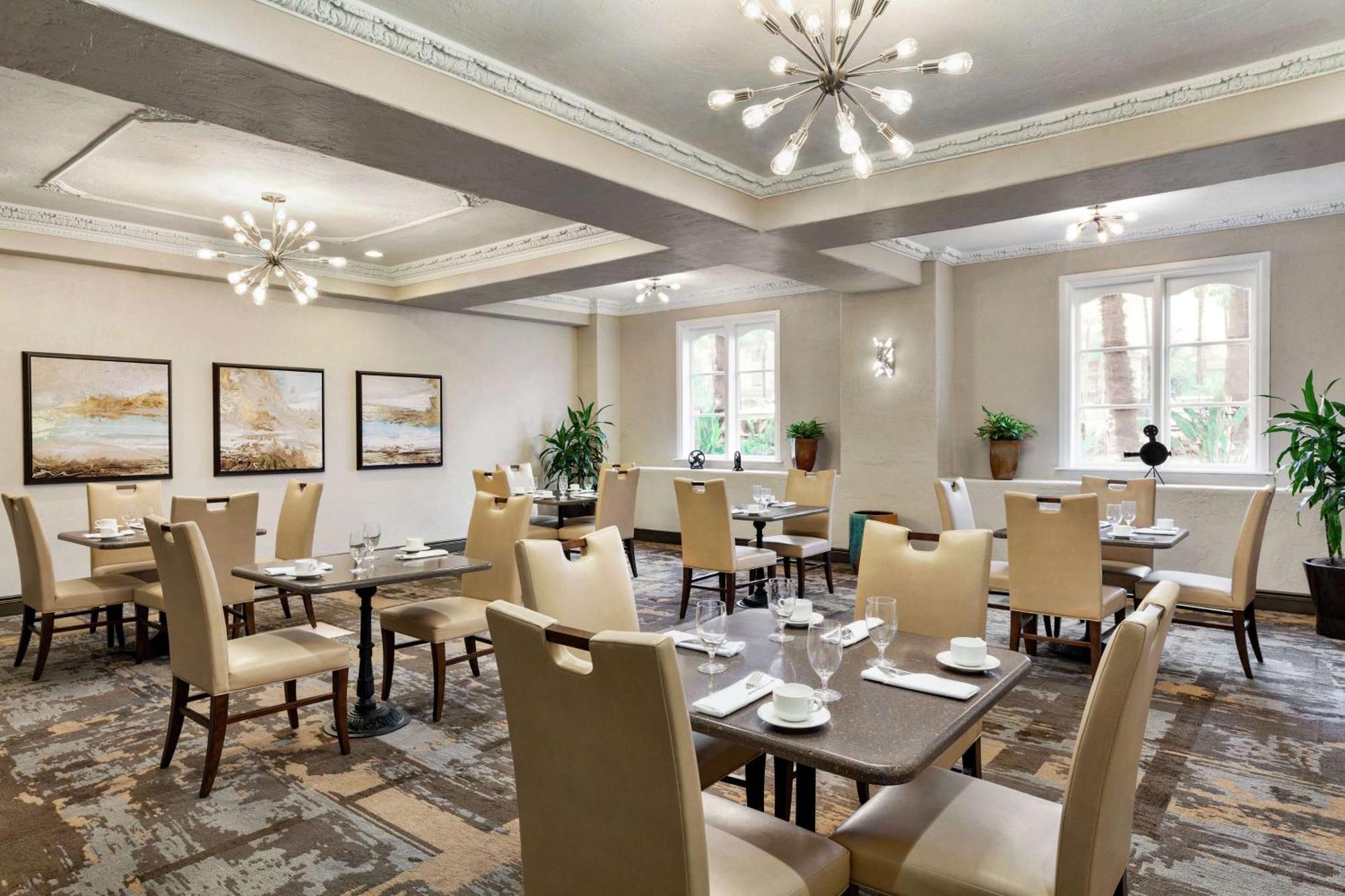 Embassy Suites By Hilton Santa Ana Orange County Airport Extérieur photo