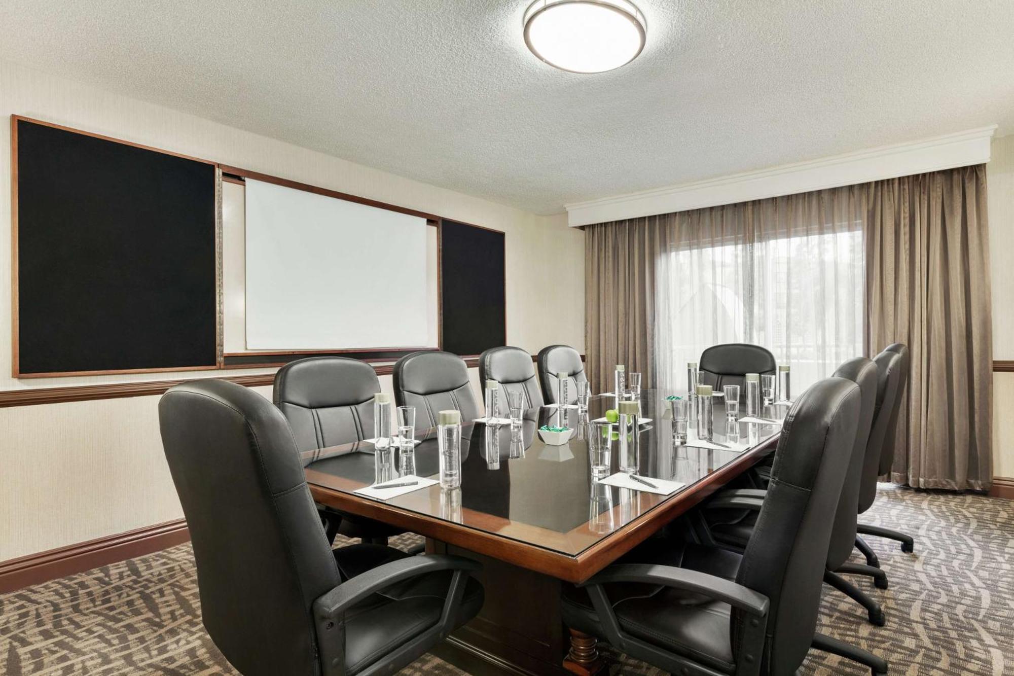 Embassy Suites By Hilton Santa Ana Orange County Airport Extérieur photo