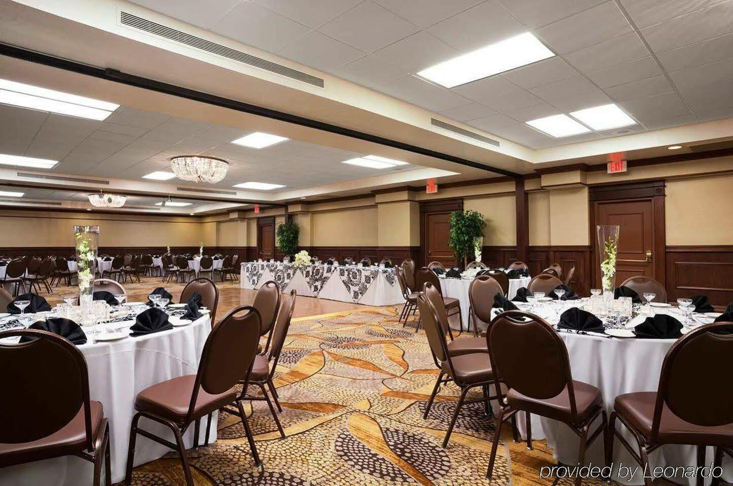 Embassy Suites By Hilton Santa Ana Orange County Airport Extérieur photo