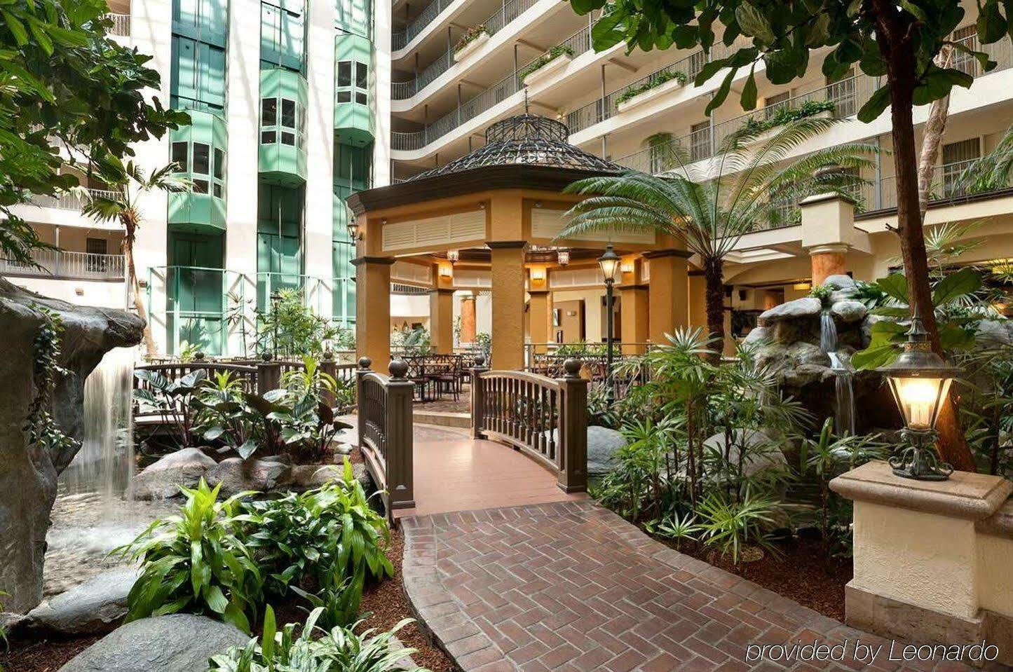 Embassy Suites By Hilton Santa Ana Orange County Airport Extérieur photo